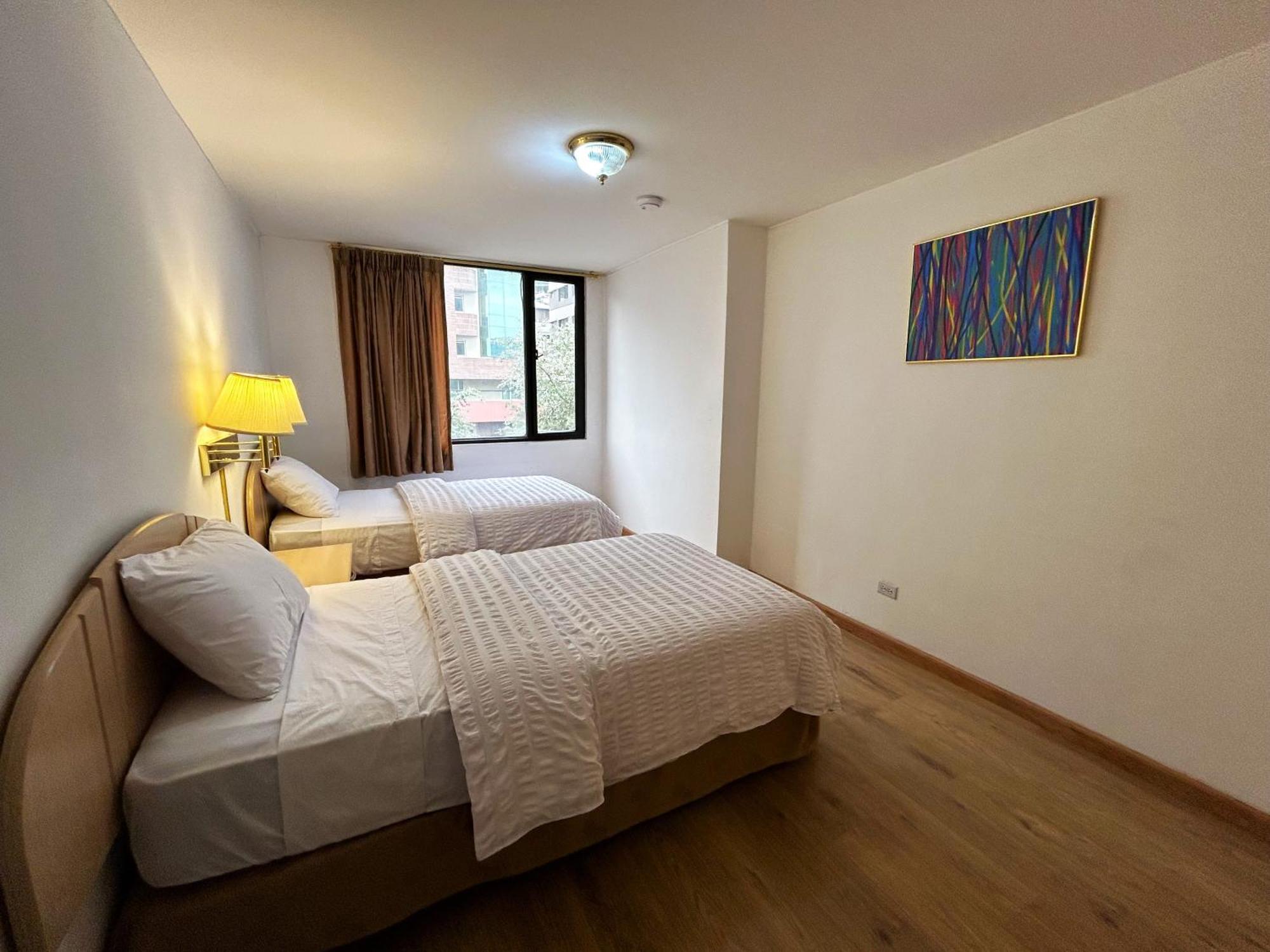 Stanford Suites Hotel Кито Номер фото